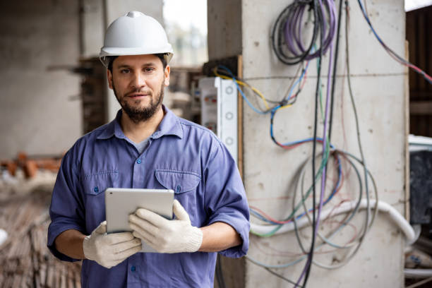 Best Local Electrician Companies  in Lyndon, KS