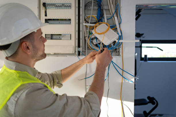 Best 24-Hour Electrician  in Lyndon, KS